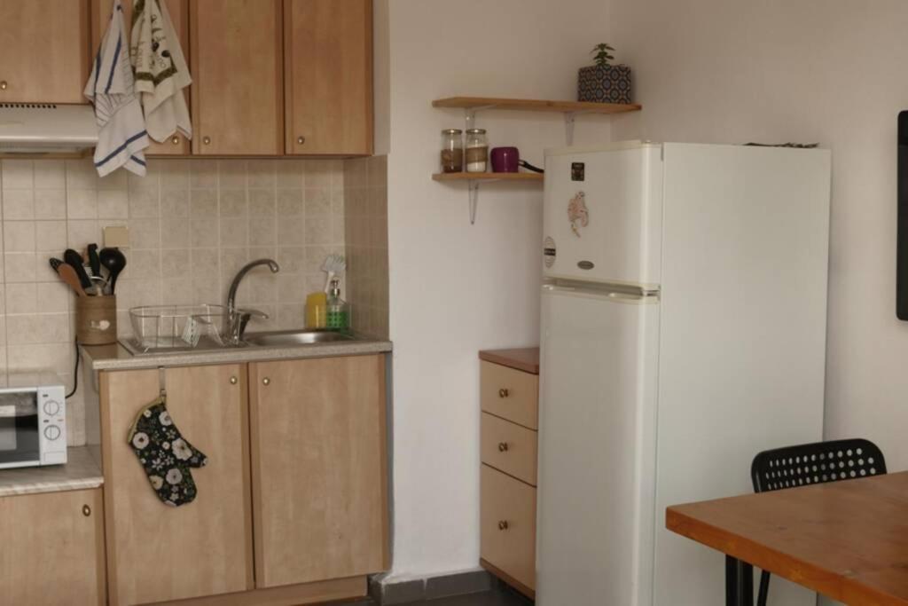 Appartamento B2 - The Cozy One Aigio Esterno foto