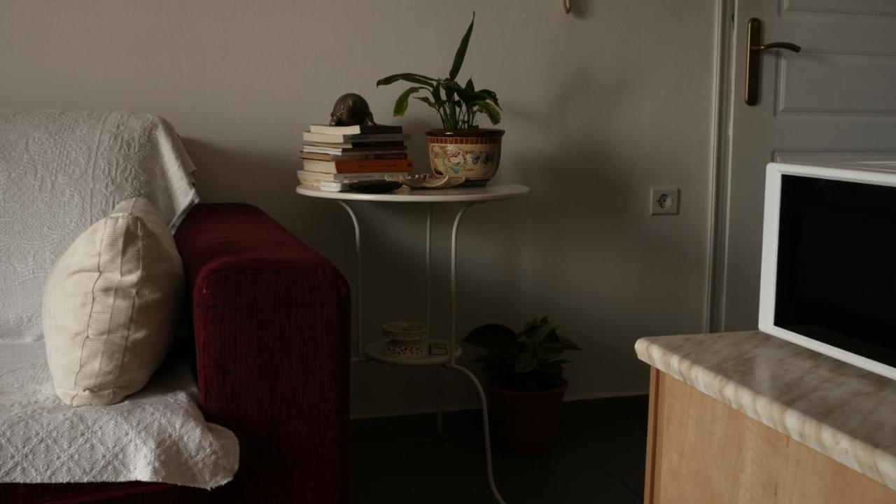 Appartamento B2 - The Cozy One Aigio Esterno foto
