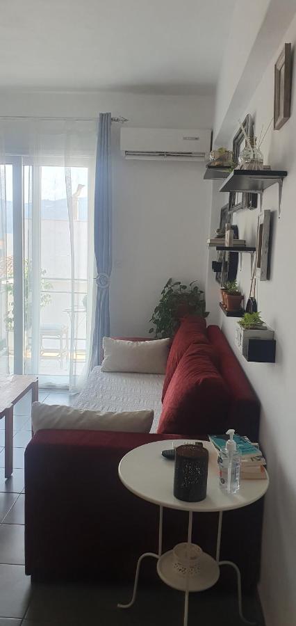 Appartamento B2 - The Cozy One Aigio Esterno foto